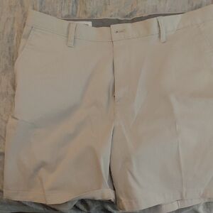 Amazon Essentials Men's Beige Flat Front Shorts